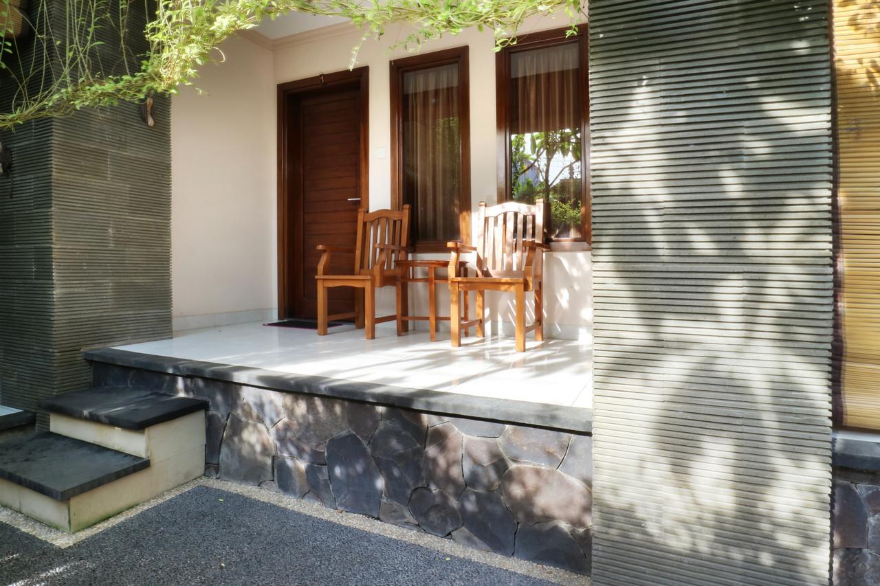 Pondok 3 Mertha Kuta Lombok Exterior foto